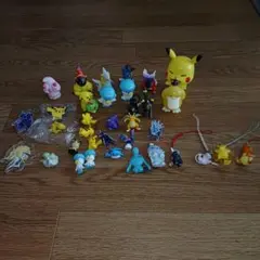 ポケモンレトロフィギュアいろいろ④ 11体セット - メルカリ