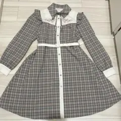 長袖ワンピースのサムネイル