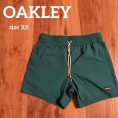 OAKLEY グリーンショートパンツ XS