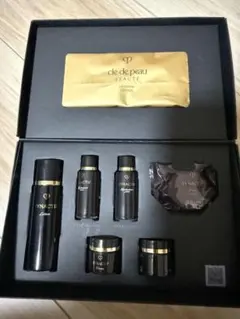 clé de peau クレド・ポー・ボーテ　シナクティフ特製トライアルセット