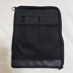 LIHIT LAB. キャリングポーチ A5 ブラック バッグインバッグ⭐︎のサムネイル