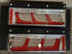 新車外し❗️小糸 KOITO 3連LEDテールランプ ファイブスターギガ