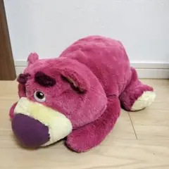 トイストーリー　ロッツォ　寝そべり　なでなでしてね 超BIGぬいぐるみ