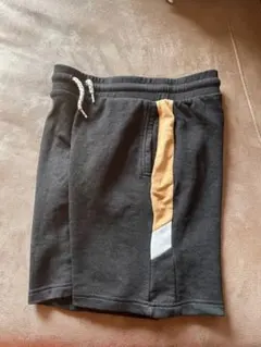 ☆美品‼️ H&M kids ハーフパンツ140 ☆