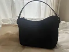 【TOUT Y EST】トゥティエ　カノトワル スモールバッグ　ショルダーバッグのサムネイル