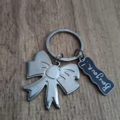 リボン型キーホルダー未使用品