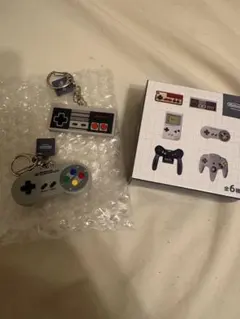 ニンテンドーミュージアム ゲームコントローラー キーホルダー 2個セット