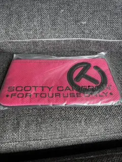 完売品　SCOTTY CAMERON Pink Cash Bag【新品未使用】のサムネイル
