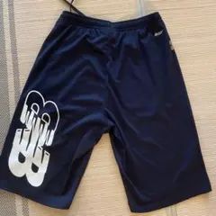 Item thumbnail for item 10105318-84d0-408e-b2ff-fcce3a7bd5f8