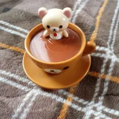 リラックマ カップ型フィギュアおまけ付きのサムネイル