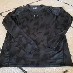 アンダーアーマー 長袖 インナー コンプレッション メンズ XLサイズ 柄