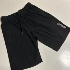美品　OUTDOOR ハーフパンツ　黒　ショートパンツ　サイズM メンズパンツのサムネイル