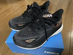 クリフトン9ワイド　HOKA