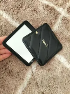 未使用YSL ブラック ミラー付き