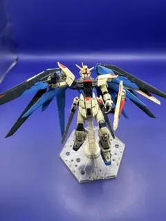 ガンダムカードゲーム GCG フリーダムガンダム LR4枚 - メルカリ