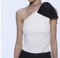ZARA ワンショルダー リボン トップス ホワイト×ブラックのサムネイル