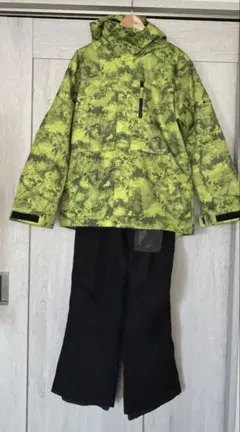 スノーボードウェアセット グリーン迷彩