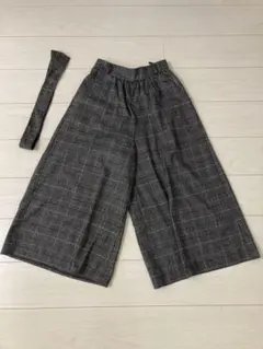 グレー系チェック柄ワイドパンツ