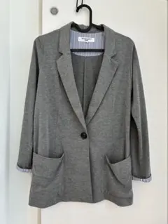 グレー ジャケット