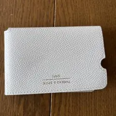 ホワイトマスクケース