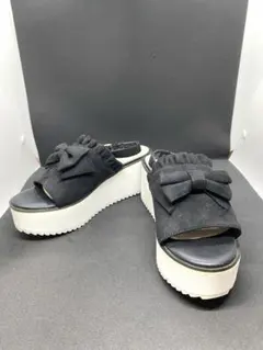 黒 スエード リボン付き プラットフォームサンダル