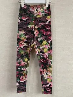 【格安】MANDARA ヨガレギンスＳサイズ　水彩柄