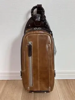 本革 ボディバッグ