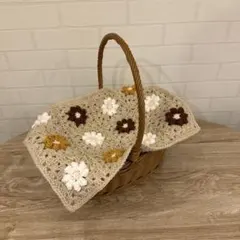 かぎ針編み　グラニースクエア　マルチカバー　マット