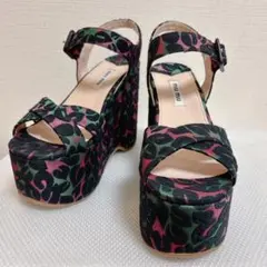 MIU MIU クロスストラップウェッジサンダル