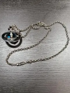未使用級 Vivienne Westwood 3D オーブ ロング ネックレス - メルカリ