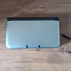 ニンテンドー3DS LL シルバー 本体