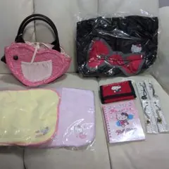 セール！☆ハローキティ☆　バック、財布など小物まとめ売り　新品