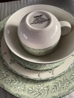 ひ*る様 葉模様 食器セット