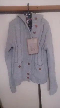 ニットパーカー