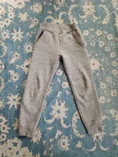 グレー フリース裏地 長ズボン