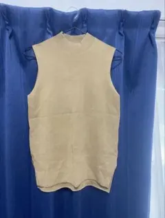 【Mサイズ】UNIQLO ニット ベスト