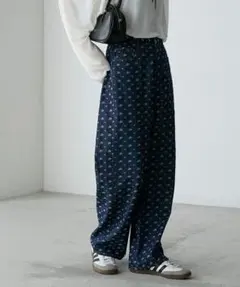 フォルクシー forksy. ジャガードデザインデニムパンツ インディゴブルーMのサムネイル