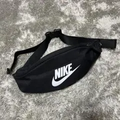 NIKE ボディバッグ