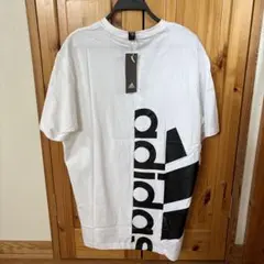 adidas カジュアルTシャツ ホワイト