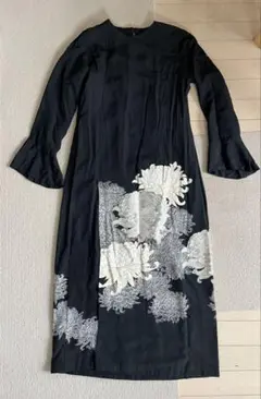 ◆留袖リメイクワンピース 菊柄 着物古布 シミ汚れ有りMサイズ パーティに◆