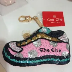 Che Che New York　スニーカー型コインケース⁉