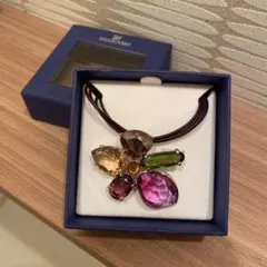 SWAROVSKI ネックレス 紐の長さは、好みで調整できます(*^^*)