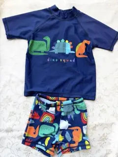 恐竜デザイン水着２点セット