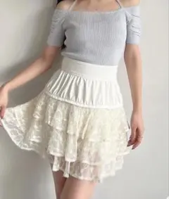 新品未使用　リゼクシィ　ミニフリルスカート