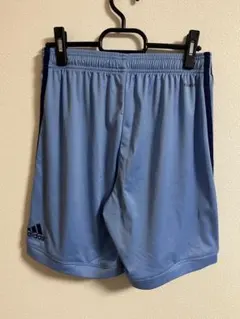 adidas ハーフパンツ 水色 白
