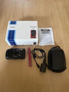 Olympus Tough TG-6 防水デジタルカメラのサムネイル