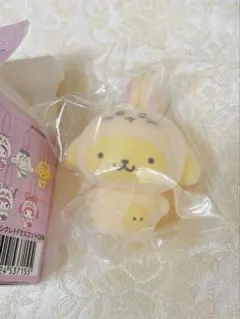 サンリオちいかわ シークレットフロッキーマスコットチャームうさぎ×ポムポムプリン