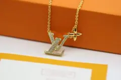 ルイヴィトン LV アイコニック ネックレス レディース エセンシャル