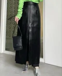 アメリヴィンテージ　フェイクレザースカートのサムネイル