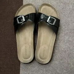 Item thumbnail for item 2f3c775b-a49e-4f68-b807-65ccb62a7c7a